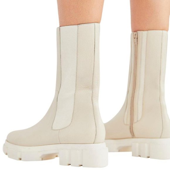 Free People Brooks Midcalf Chelsea Boots, Chalk - NIB - Picture 6 of 6